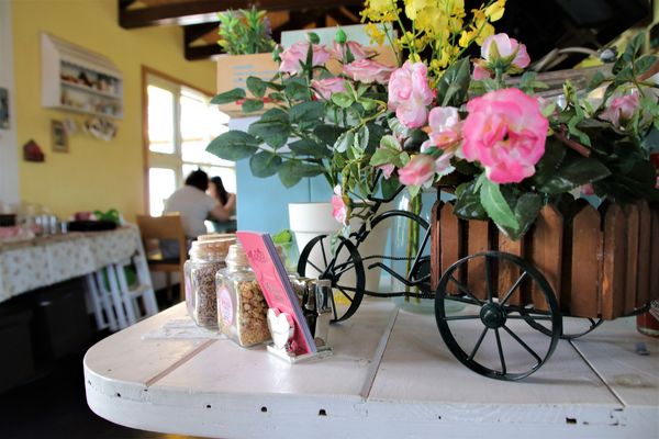 新埔普羅旺斯小木屋餐廳(原:新竹普羅旺斯玫瑰莊園餐廳): 【新竹新埔景點】普羅旺斯小木屋餐廳~密林裡的異國料理,情侶浪漫約會用餐好地點