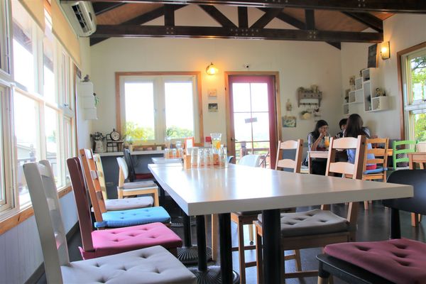 新埔普羅旺斯小木屋餐廳(原:新竹普羅旺斯玫瑰莊園餐廳): 【新竹新埔景點】普羅旺斯小木屋餐廳~密林裡的異國料理,情侶浪漫約會用餐好地點