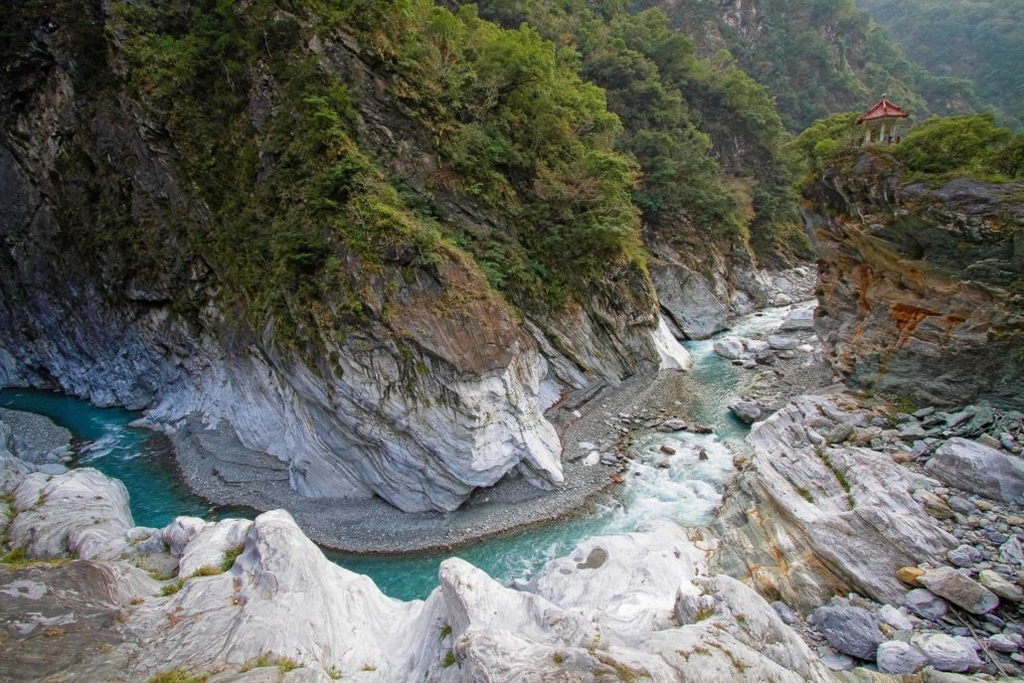 太魯閣峽谷-1030x687.jpg