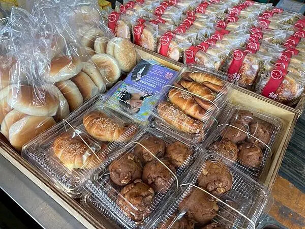 LINE_ALBUM_阿寶師咖哩餃_250523_24