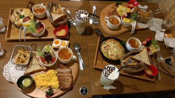 Good Partner 輕食館:高雄~Good Partner輕食館~可愛到破表的3D立體泡澡熊/泡澡貓咪拉花~超好吃的早午餐店~ Good Partner 輕食館:高雄~Good Partner輕食館~可愛到破表的3D立體泡澡熊/泡澡貓咪拉花~超好吃的早午餐店~