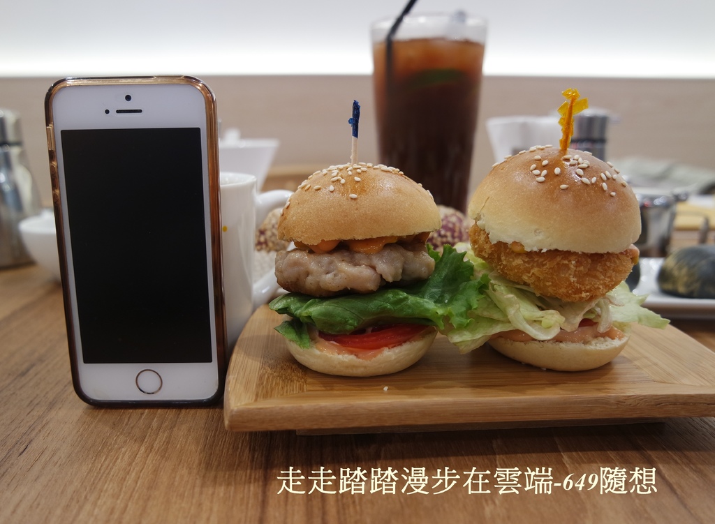 SAM_9349.JPG SAM_9349.JPG