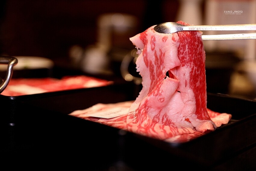 肉控的天堂！超狂和牛多樣化精緻自助吧任你吃｜北澤壽喜燒吃到飽-台中大里店