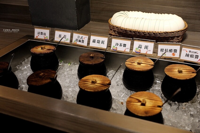 肉控的天堂！超狂和牛多樣化精緻自助吧任你吃｜北澤壽喜燒吃到飽-台中大里店