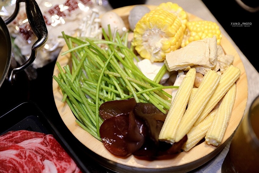 肉控的天堂！超狂和牛多樣化精緻自助吧任你吃｜北澤壽喜燒吃到飽-台中大里店