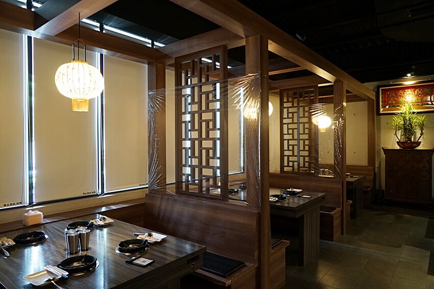 在地達人帶路！！虎尾超高人氣火鍋店，CP值超高，飲料、霜淇淋無限暢飲，超萌機器人幫你送餐！