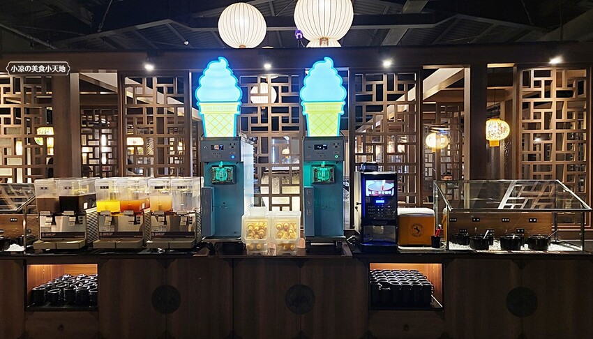 在地達人帶路！！虎尾超高人氣火鍋店，CP值超高，飲料、霜淇淋無限暢飲，超萌機器人幫你送餐！