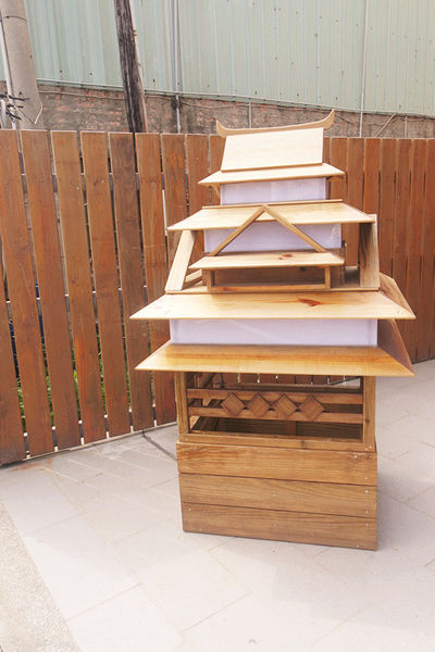 （FoOd台中)♥氣勢非常強大，【勝天牛カツ定食專門店】美味又特別的炸牛排，多品項選擇，猶如來到日本用餐的超氣派特色建築