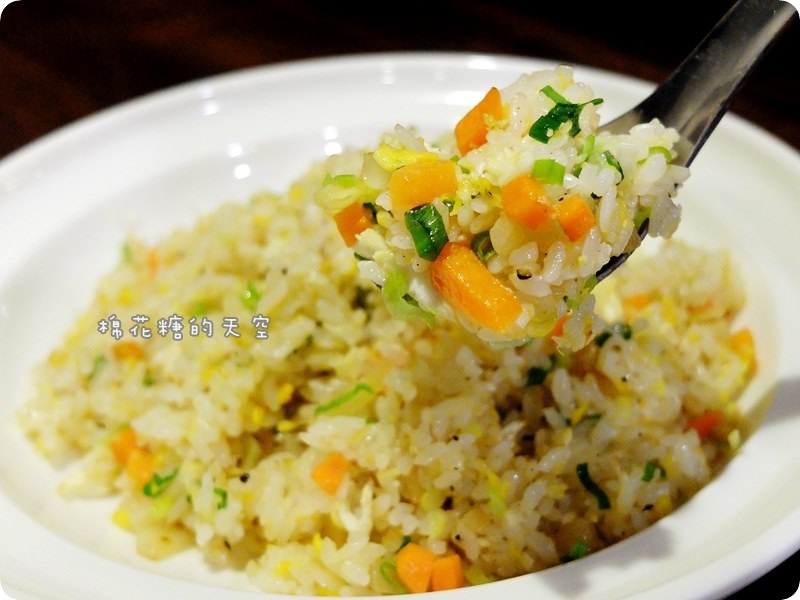 00餐點炒飯3.JPG