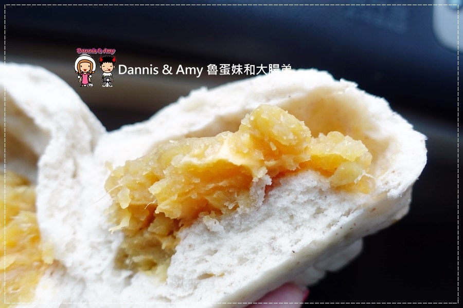 20170209《新竹美食買饅頭》正莊山東饅頭店。手工老麵製作嚼勁十足。真材實料有“包饀”的饅頭 ︱竹光路空軍醫院附近（貪吃影片） (5).jpg