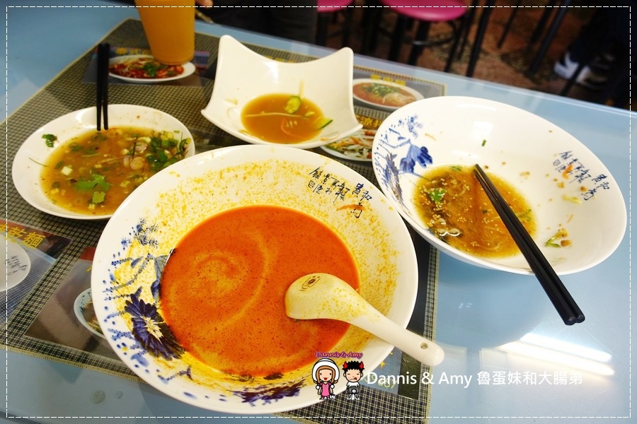 20170215《新竹光復路平價泰式小吃》「泰香泰國小吃」新科店。吃了會上癮的鴉片蕎麥涼麵。涼拌青木瓜。紅咖哩椰香麵。︱新科國中對面 （影片） (23).jpg