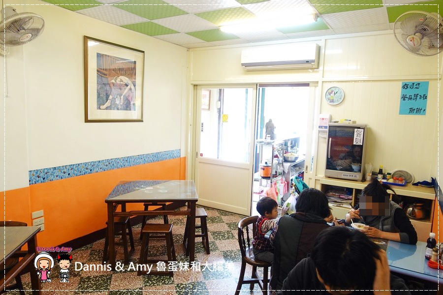 20170215《新竹光復路平價泰式小吃》「泰香泰國小吃」新科店。吃了會上癮的鴉片蕎麥涼麵。涼拌青木瓜。紅咖哩椰香麵。︱新科國中對面 （影片） (18).jpg