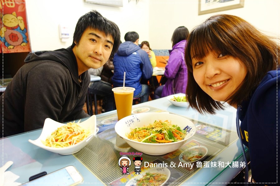 20170215《新竹光復路平價泰式小吃》「泰香泰國小吃」新科店。吃了會上癮的鴉片蕎麥涼麵。涼拌青木瓜。紅咖哩椰香麵。︱新科國中對面 （影片） (22).jpg