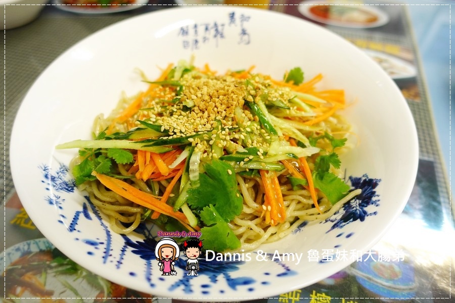 20170215《新竹光復路平價泰式小吃》「泰香泰國小吃」新科店。吃了會上癮的鴉片蕎麥涼麵。涼拌青木瓜。紅咖哩椰香麵。︱新科國中對面 （影片） (12).jpg