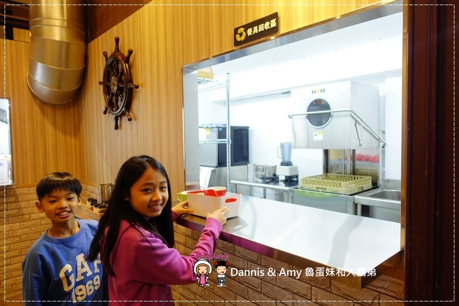 20170209《新莊捷運站附近餐廳》345美式複合式餐廳。黑松露培根蘆筍燉飯。雞肉帕尼尼。沙拉菜色推薦︱新開幕營業時間。菜單分享 (貪吃影片) (26).jpg