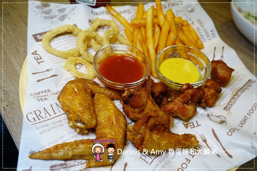 20170209《新莊捷運站附近餐廳》345美式複合式餐廳。黑松露培根蘆筍燉飯。雞肉帕尼尼。沙拉菜色推薦︱新開幕營業時間。菜單分享 (貪吃影片) (34).jpg