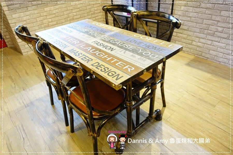 20170209《新莊捷運站附近餐廳》345美式複合式餐廳。黑松露培根蘆筍燉飯。雞肉帕尼尼。沙拉菜色推薦︱新開幕營業時間。菜單分享 (貪吃影片) (22).jpg