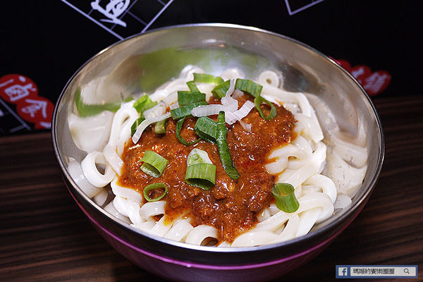 【中庸之道-滷食本鋪】冷熱皆宜即時滷味。林森北路滷味