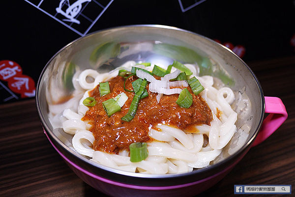 【中庸之道-滷食本鋪】冷熱皆宜即時滷味。林森北路滷味