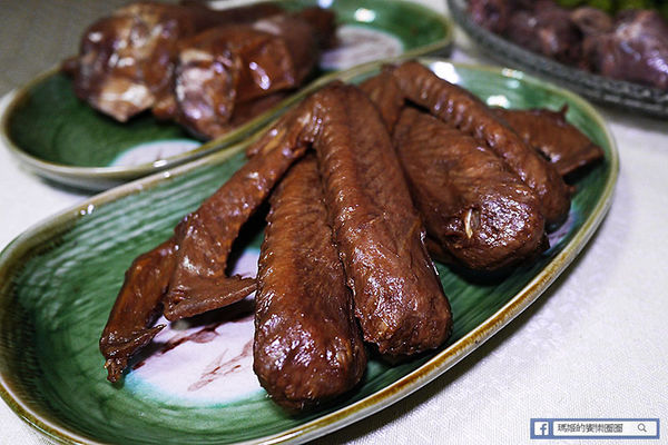 宅配美食【中庸之道-滷食本鋪】在家也能輕鬆享用方便衛生即時滷味。團購美食