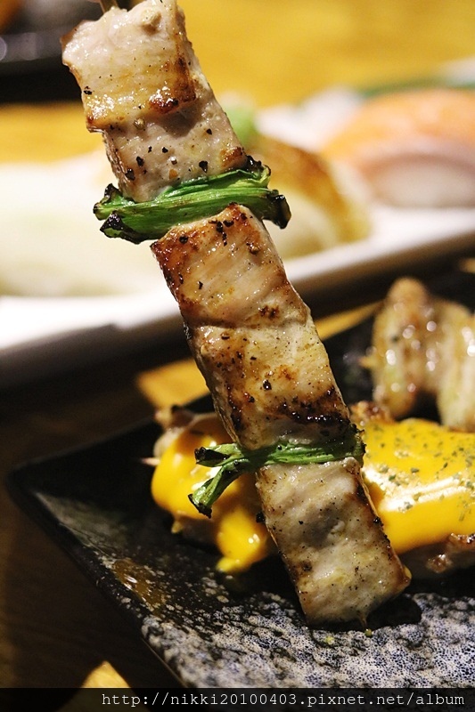 台北市松山區美食推薦大黑居酒食堂 台北市民大道日式居酒屋大黑居酒食堂深夜食堂宵夜可以吃到海鮮丼飯 Walkerland Taipeiwalker Japanwalker Walkerland