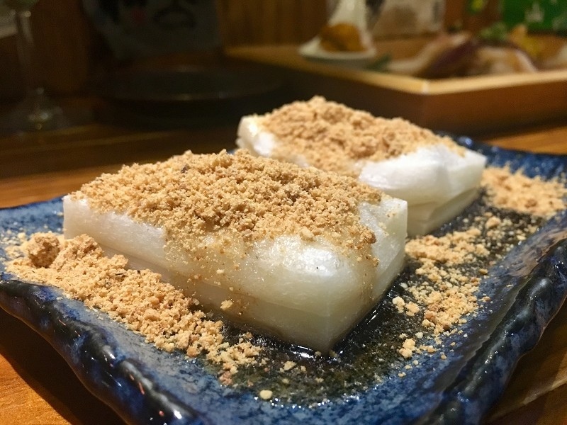 【台北｜忠孝敦化站】大黑居酒食堂＿顏值稱霸的粉橘色烤鮭魚飯糰＿秒被明太子大蝦握壽司圈粉