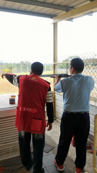 田寮靶場：田寮靶場-誰說嘉義是荒島  我說嘉義根本超好玩  趕快去嘉義包車一日遊  衝田寮靶場體驗飛靶射擊