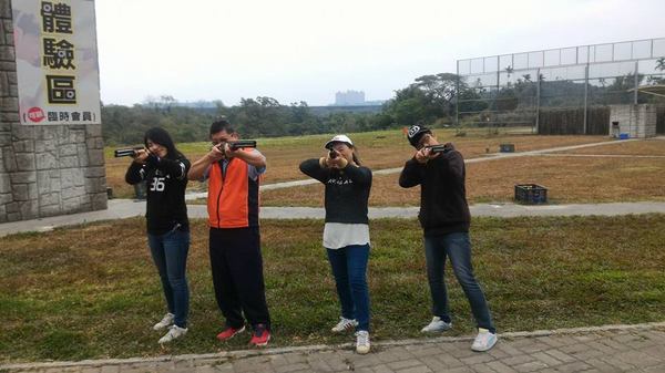 田寮靶場：田寮靶場-誰說嘉義是荒島  我說嘉義根本超好玩  趕快去嘉義包車一日遊  衝田寮靶場體驗飛靶射擊
