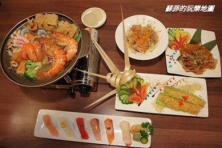 《捷運南京三民站涮涮鍋》厚舖 Hot Pot 涮涮鍋   比臉大的18盎司超大份肉盤大口吃肉的爽快感受＋微辣回甘的麻辣湯底 就是這麼特別回味不已