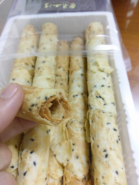 豐巢工坊：豐巢工坊-超夯的團購宅配美食  手工蛋捲吃起來就是不一樣  口味多種  香氣濃郁