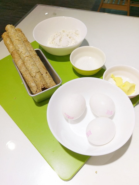 豐巢工坊：豐巢工坊-超夯的團購宅配美食  手工蛋捲吃起來就是不一樣  口味多種  香氣濃郁