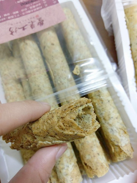 豐巢工坊：豐巢工坊-超夯的團購宅配美食  手工蛋捲吃起來就是不一樣  口味多種  香氣濃郁