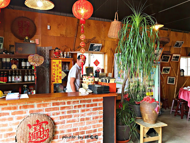 【台中 烏日】樹德山莊●超級隱密的老宅古早味餐點，全家聚餐這裡會是個好地方!!!宵夜場再+1，清幽、舒適，吃飽附近還有個小公園可以走走哦~~