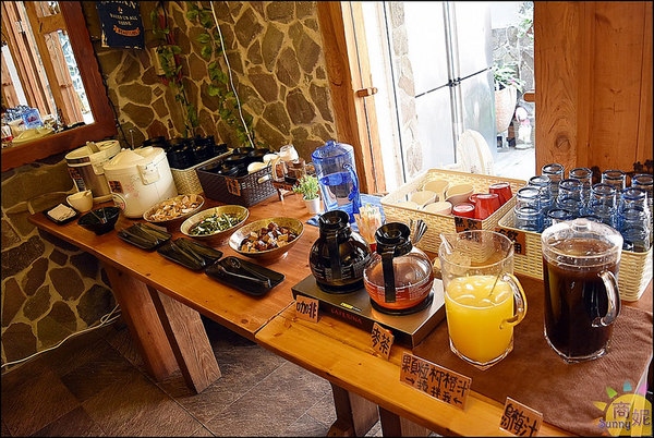 遇見和食-興大店:台中也有日式定食吃到飽!?日式定食套餐附小菜、飲料、味噌湯、白飯通通吃到飽只要200多元免服務費非常超值!@商妮吃喝遊樂