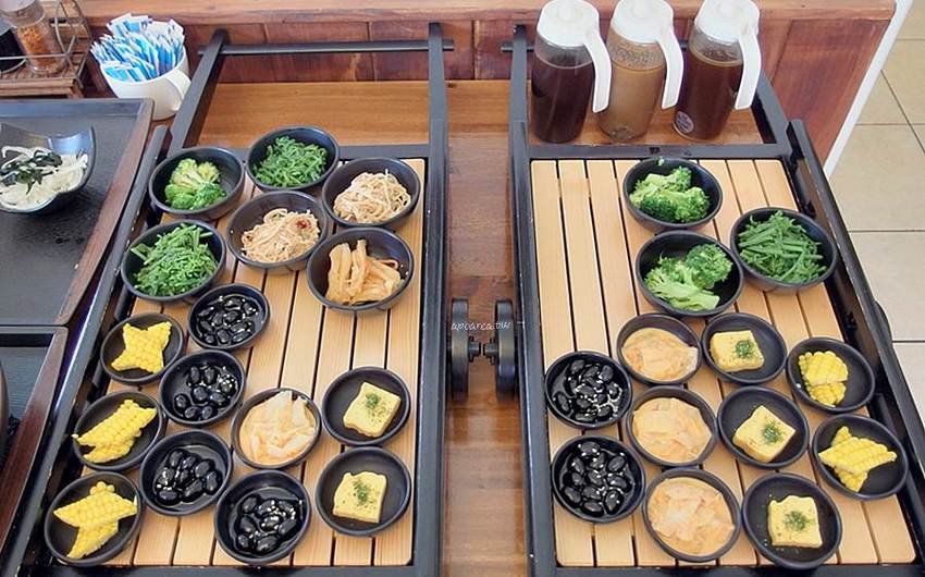 遇見和食興大店｜點餐即享自助吧免費吃到飽，小菜、白飯、湯品、冰淇淋、飲料無限暢飲，友善親子餐廳，也有素食餐喔～ - 蘋果話日常