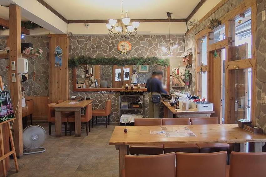 遇見和食興大店｜點餐即享自助吧免費吃到飽，小菜、白飯、湯品、冰淇淋、飲料無限暢飲，友善親子餐廳，也有素食餐喔～ - 蘋果話日常