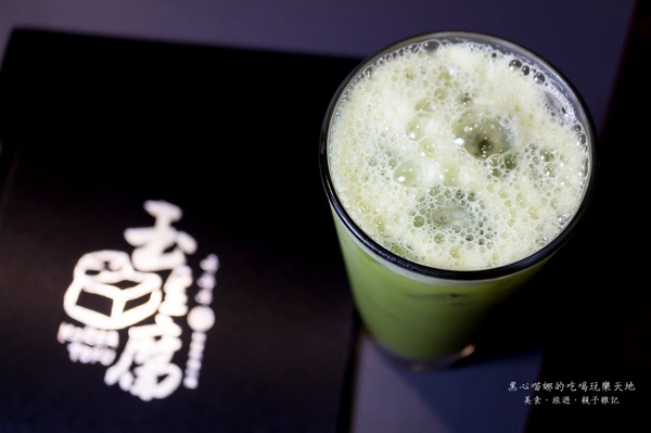 玉豆腐 韓國家庭料理(楠梓店):高雄楠梓︱玉豆腐韓國料理(家樂福楠梓店) 微涼的秋季夜晚,就來吃香辣韓式部隊鍋吧!