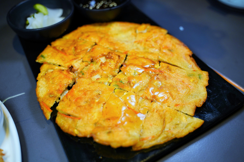 韓式料理 豆腐煲 聚餐 親子 夠味 小菜免費 韓國料理 家樂福