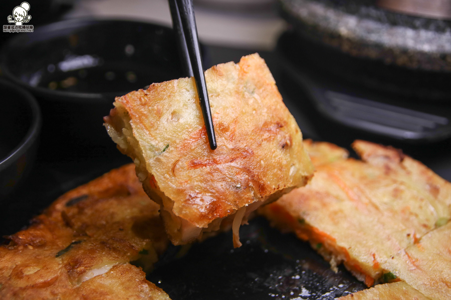 玉豆腐 韓國料理 部隊鍋 泡菜 免費小菜 鍋 家樂福-8746.jpg