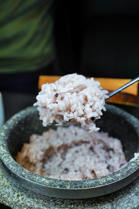 韓式料理 豆腐煲 聚餐 親子 夠味 小菜免費 韓國料理 家樂福