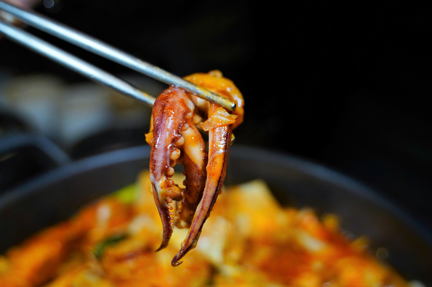 韓式料理 豆腐煲 聚餐 親子 夠味 小菜免費 韓國料理 家樂福