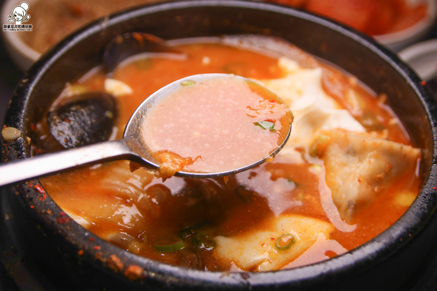 玉豆腐 韓國料理 部隊鍋 泡菜 免費小菜 鍋 家樂福-8668.jpg