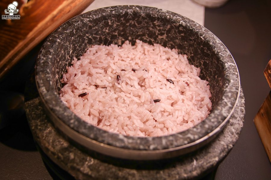 玉豆腐 韓國料理 部隊鍋 泡菜 免費小菜 鍋 家樂福-8698.jpg