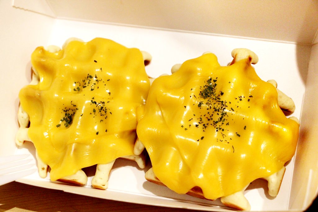 柒叁Black tea，大里貨櫃屋手搖茶茶飲，鹹鬆餅搭配紅茶更對味。 - 微笑Joe幸運