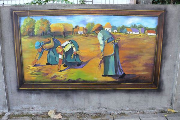 台中潭子國小彩繪巷:【台中景點】潭子國小彩繪~隨著走入時光的隧道,尋回兒時的記趣,跟著旅人的腳步,一塊來享受時光記趣吧