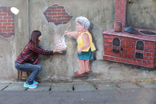 台中潭子國小彩繪巷:【台中景點】潭子國小彩繪~隨著走入時光的隧道,尋回兒時的記趣,跟著旅人的腳步,一塊來享受時光記趣吧