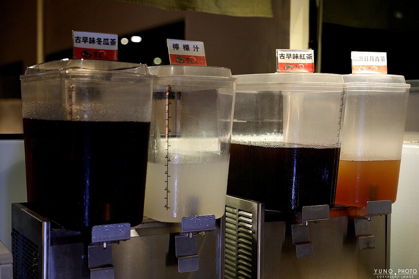 宜蘭縣五結鄉在地海鮮火鍋王者！超猛海鮮霸氣上桌 尚青的海味通通一網打盡 專屬停車場超方便｜湯蒸火鍋-宜蘭利澤店