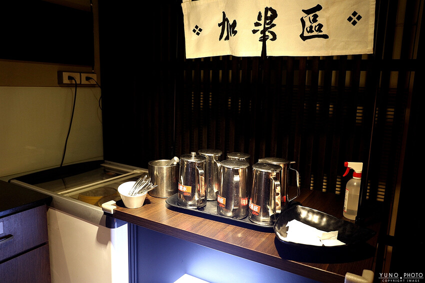 宜蘭縣五結鄉在地海鮮火鍋王者！超猛海鮮霸氣上桌 尚青的海味通通一網打盡 專屬停車場超方便｜湯蒸火鍋-宜蘭利澤店