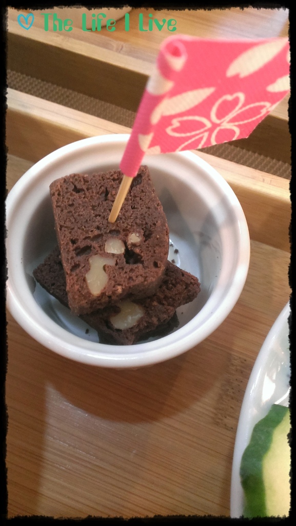 LA VIE CAF%5CE 23.jpg