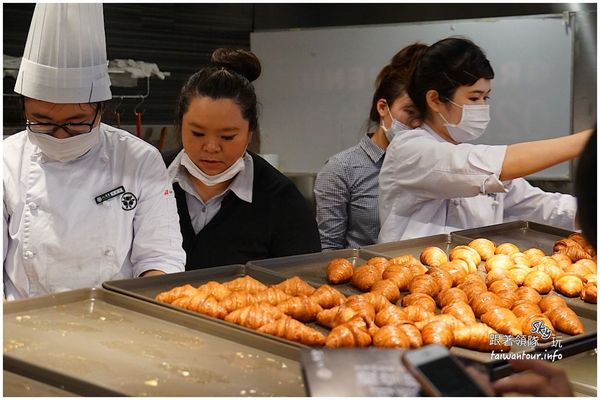 八月堂：中友百貨殿堂級可頌【八月堂】